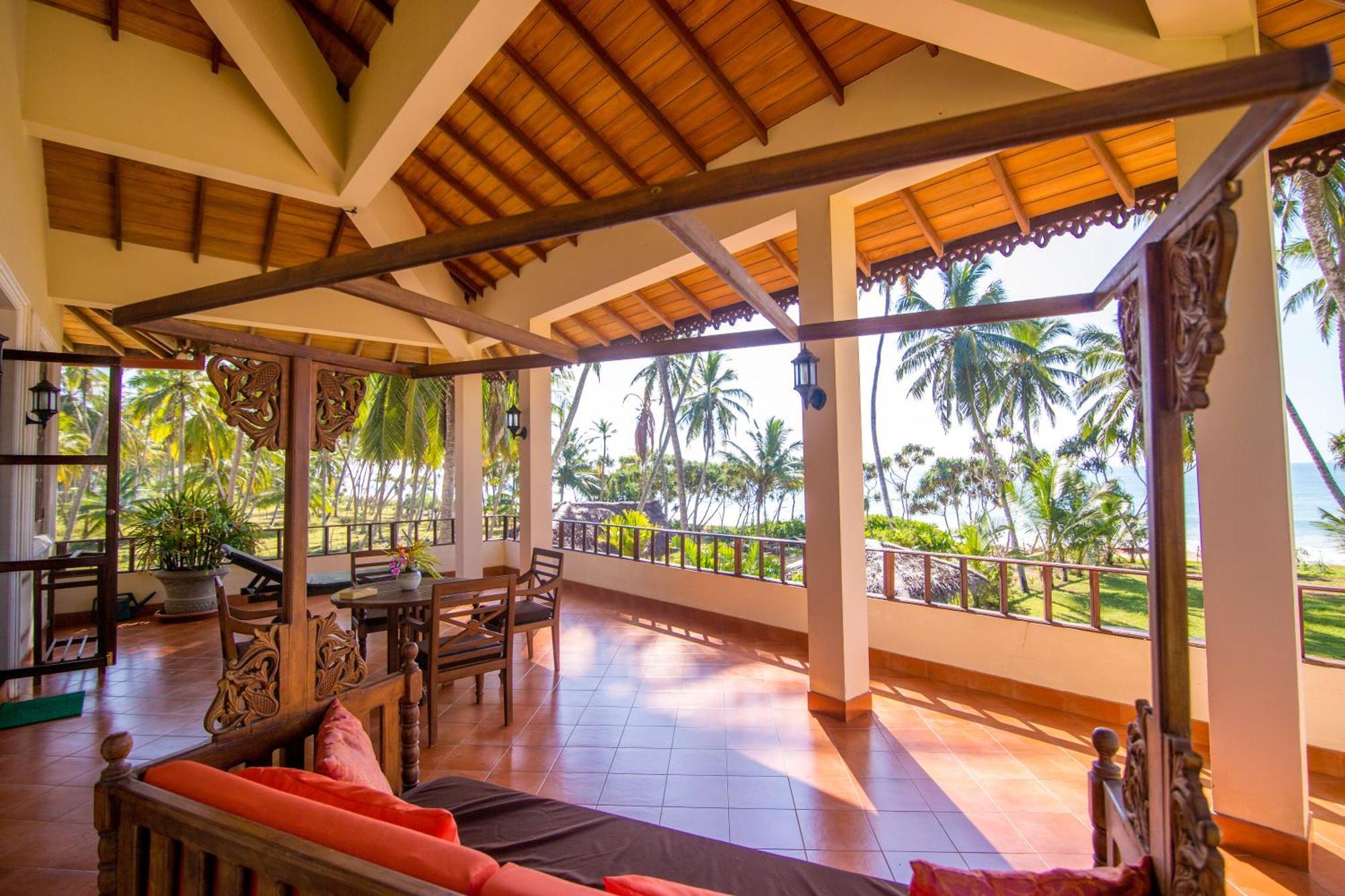 Lanka Beach Boutique Bungalows & Grand Villa Tangalle Bilik gambar